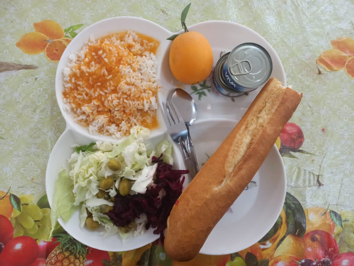 مطعم الإقامة الجامعية 2000 سرير الحسانية