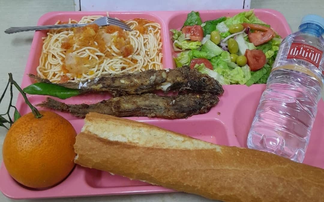 مطعم مركزي طالب عبد الرحمان وسط المدينة