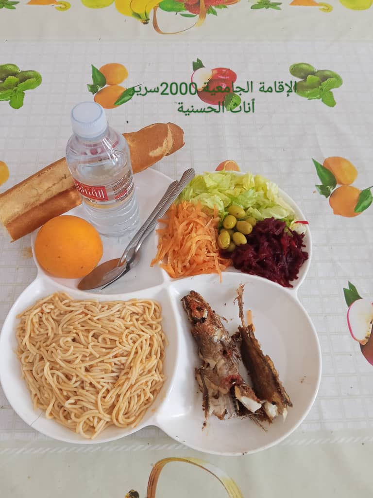 مطعم الإقامة الجامعية 2000 سرير الحسانية