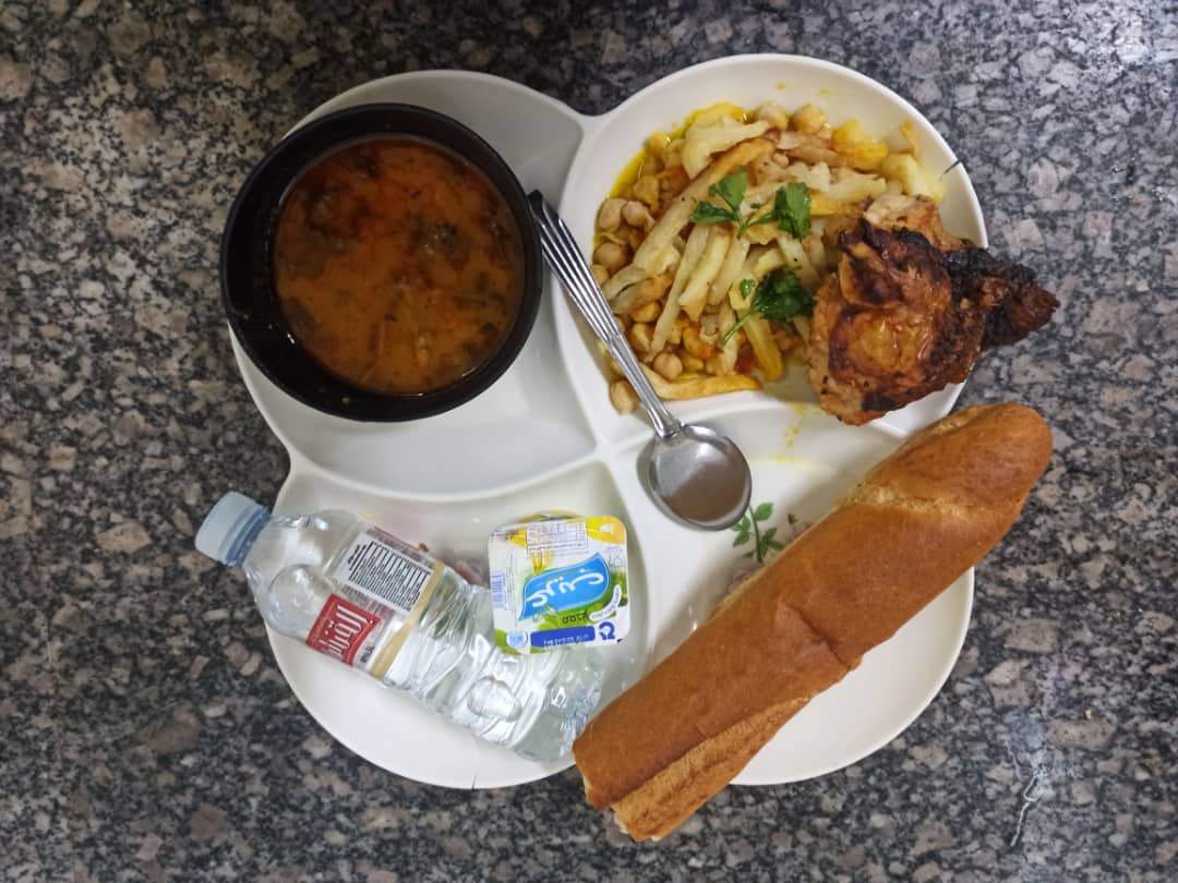 مطعم الإقامة الجامعية 2000 سرير الحسانية