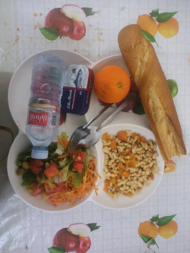 مطعم الإقامة الجامعية 2000 سرير الحسانية