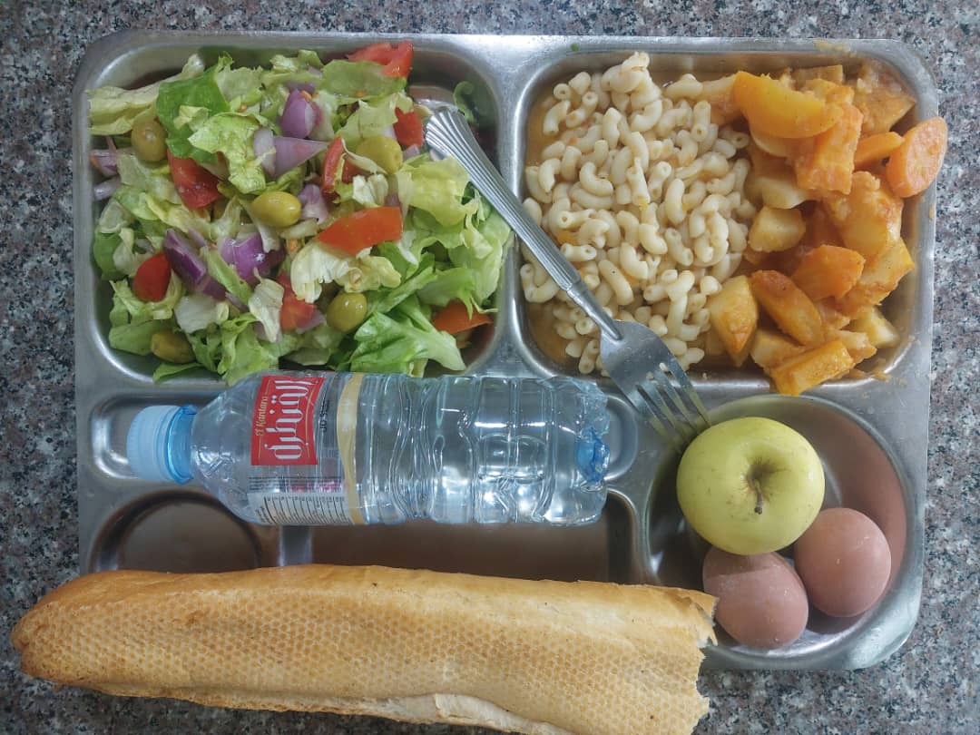 المطعم المدمج الشهيد محمدي بوزينة 1 نوفمبر