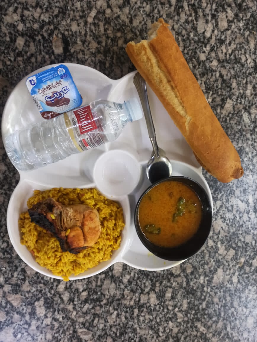 مطعم الإقامة الجامعية 2000 سرير الحسانية