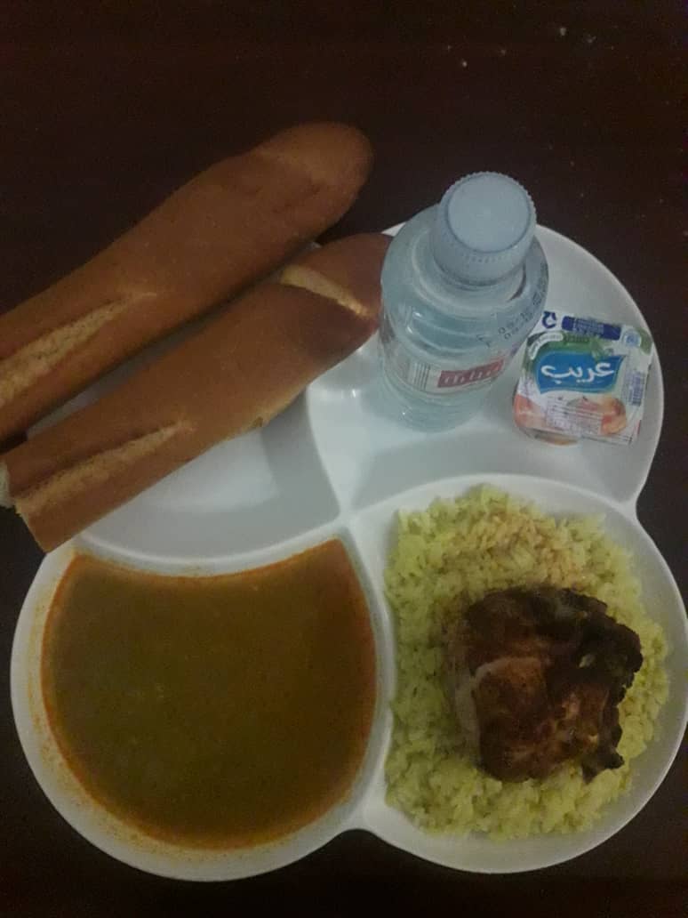 مطعم الاقامة الجامعية هني صالح 01