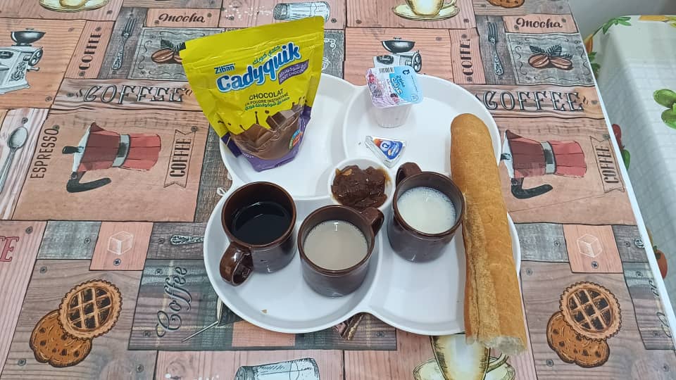 مطعم الإقامة الجامعية 2000 سرير الحسانية