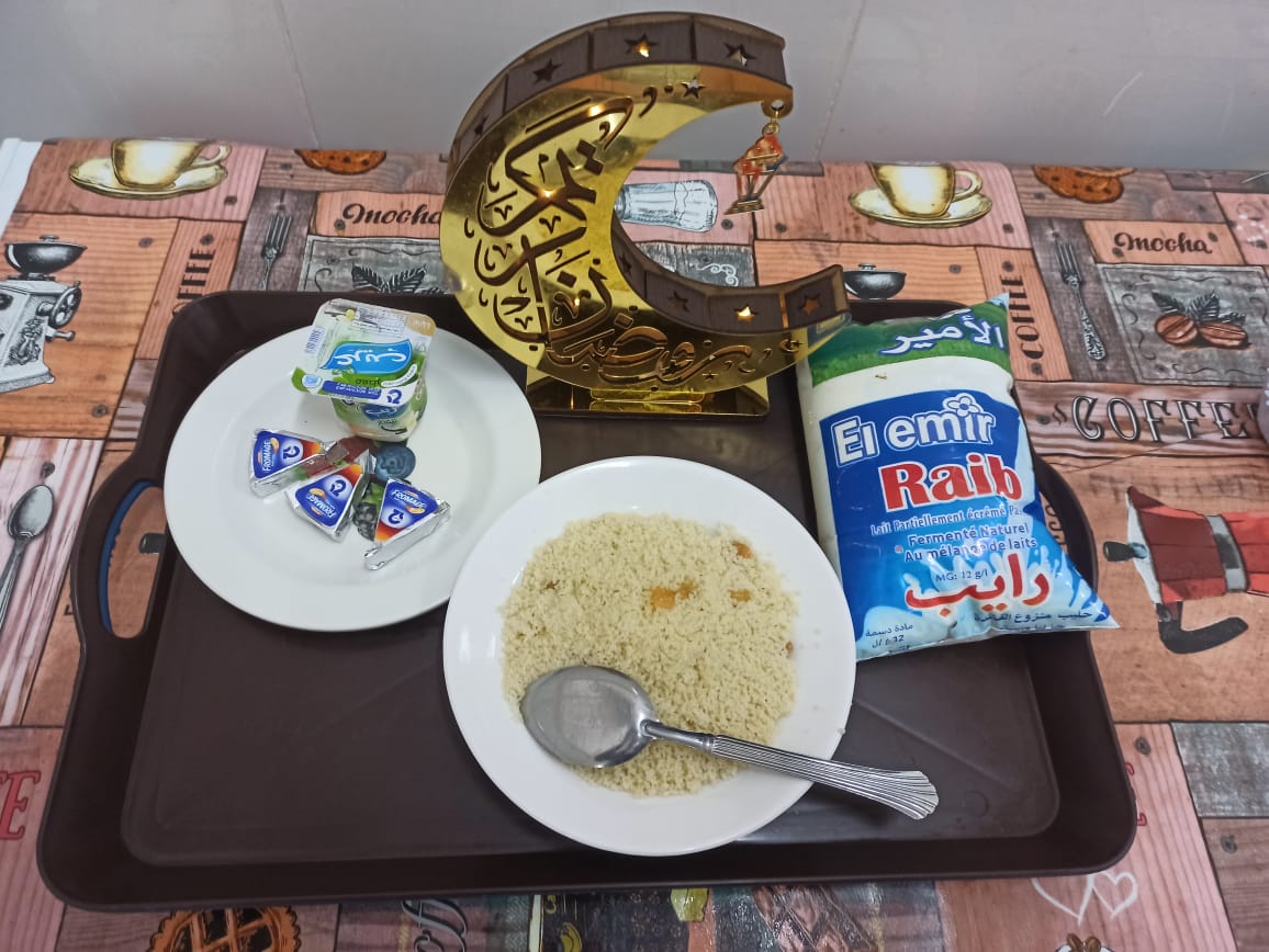 مطعم الإقامة الجامعية 2000 سرير الحسانية