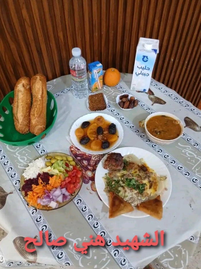 مطعم الاقامة الجامعية هني صالح 01