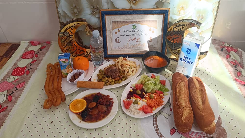 مطعم الإقامة الجامعية 2000 سرير الحسانية