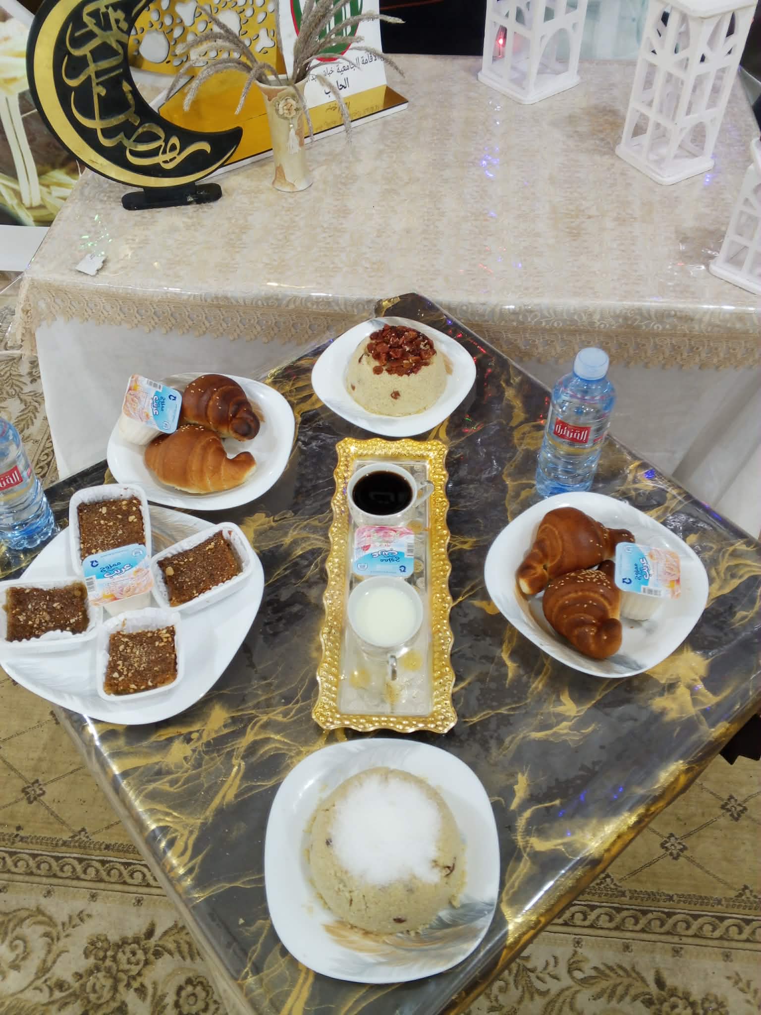 الاقامة الجامعية عبد الحميد خباش