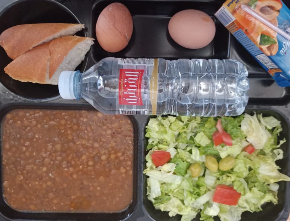 الإقامة الجامعية بوزيان أم السعد بنت الصالح		