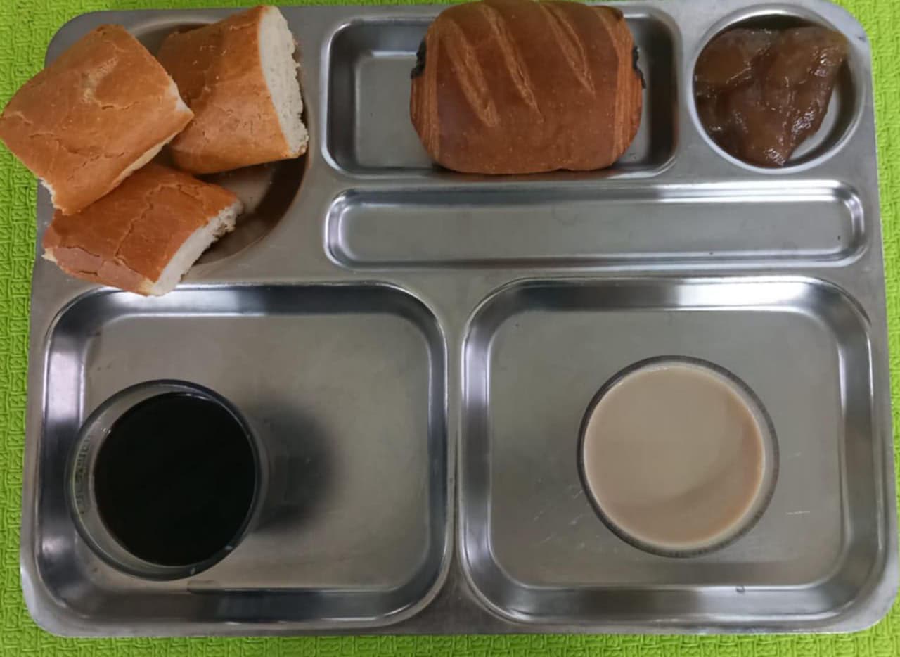 الاقامة الجامعية طواجنية احمد 