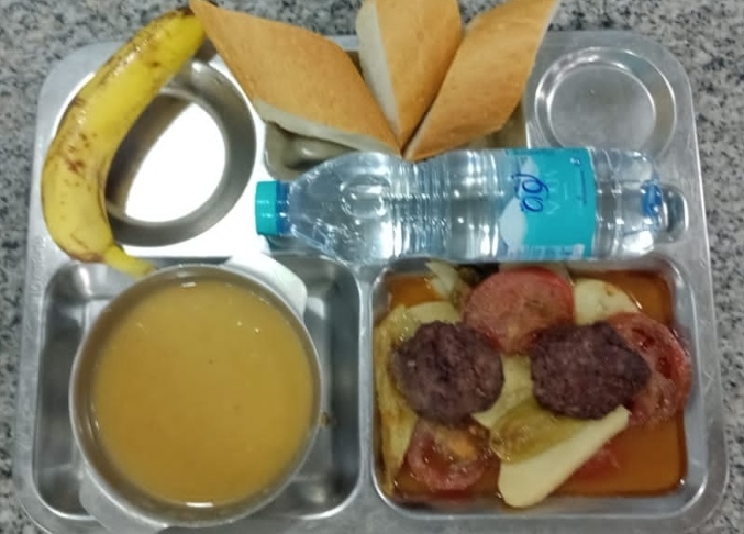الاقامة الجامعية مقران الطاهر المطعم المدمج 