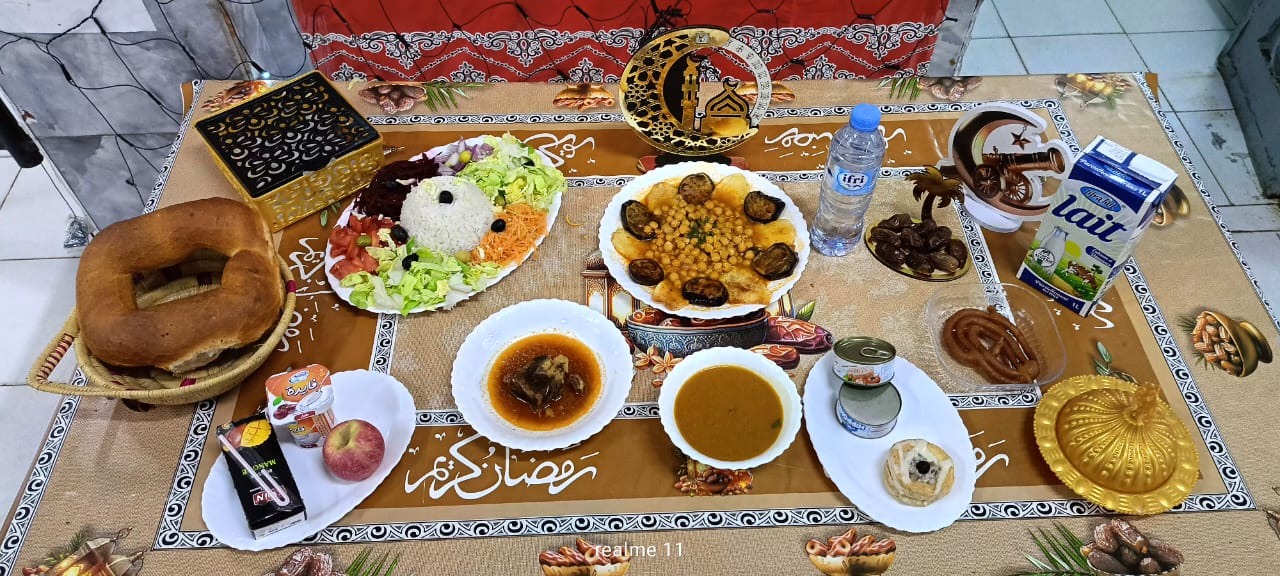 الإقامة الجامعية الذكرى الثلاثون للثورة 