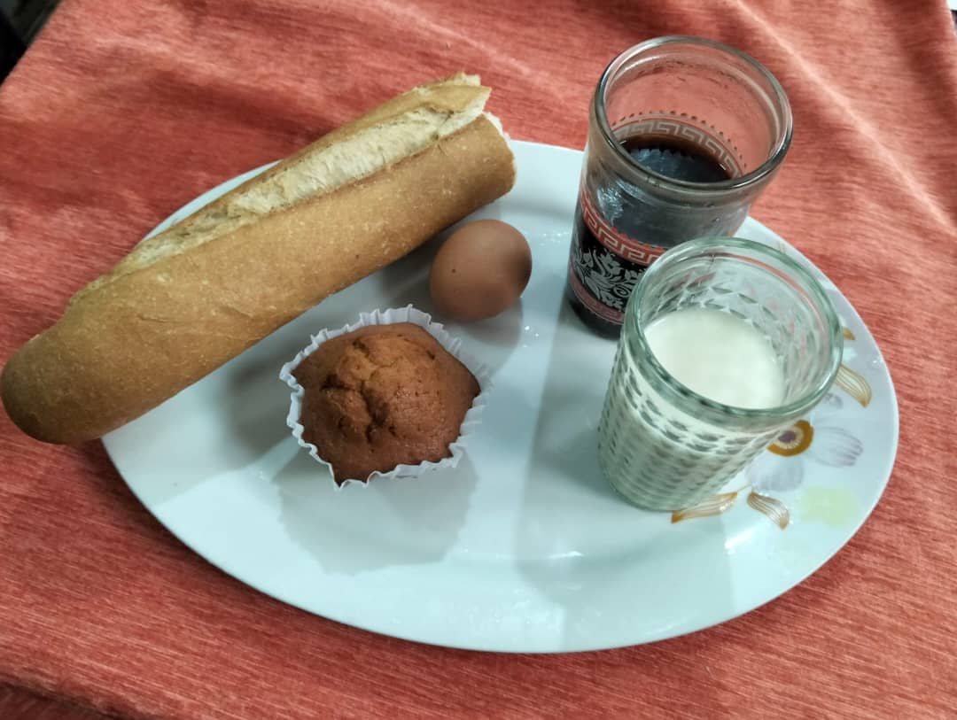 مطعم الاقامة الجامعية اولاد فارس 04