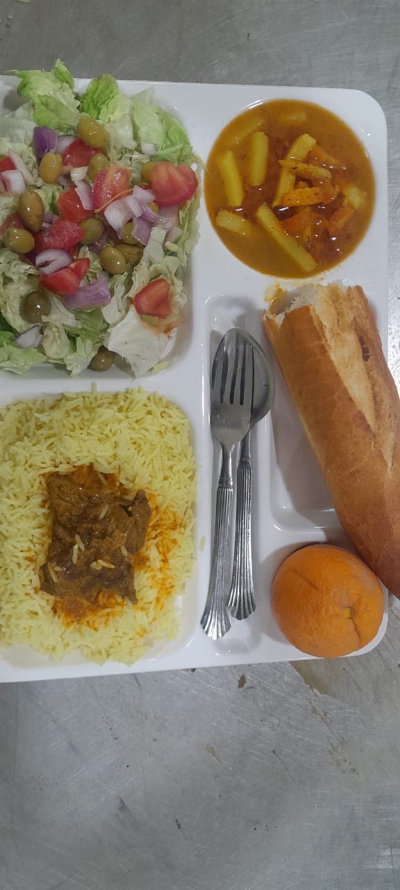 المطعم المدمج الشهيد محمدي بوزينة 1 نوفمبر