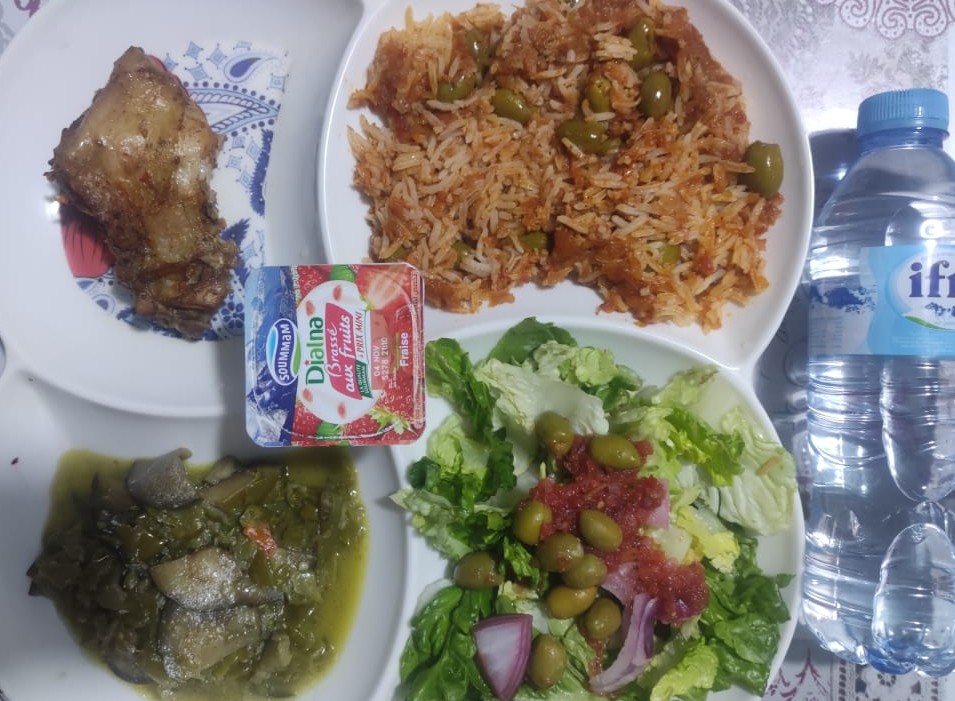 الإقامة الجامعية خديجة أم المومنين