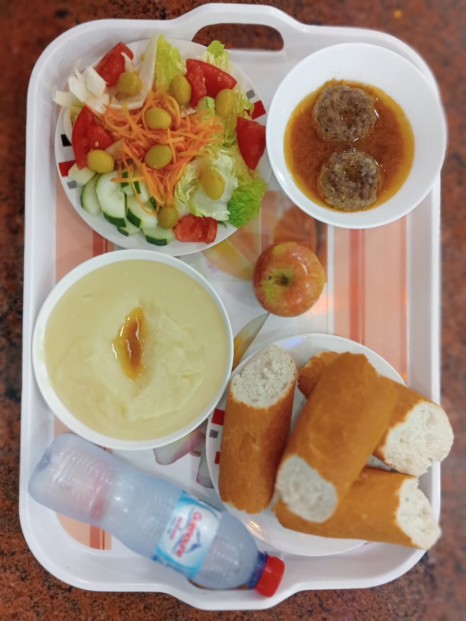 ا ج عميار منور 